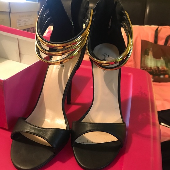 Qupid Strappy Heels - Picture 2 of 2